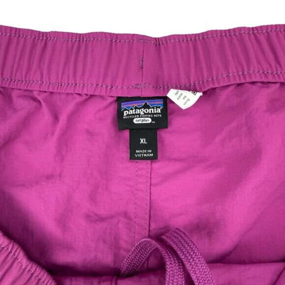 PATAGONIA Women's Barely Baggiest Shorts 2 1/2" Size XL Amaranth - Picture 5 of 7
